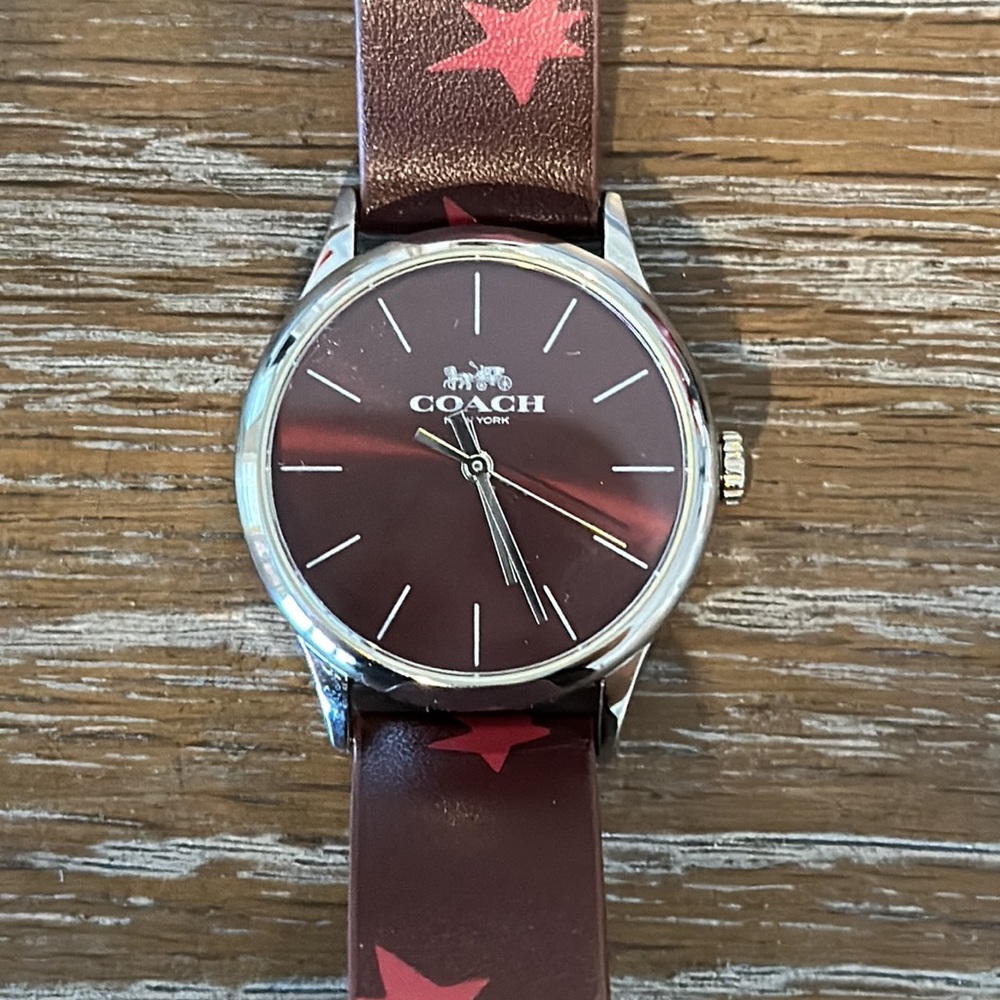 Coach Watch - Picture 2 of 3